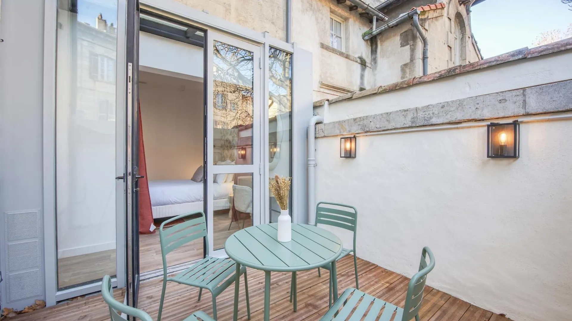 Villa Victor Hugo By Odomo Avignon Apartment