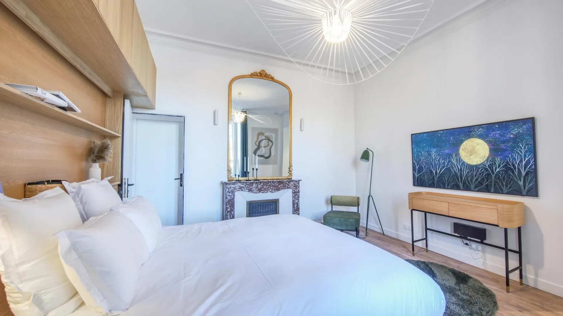 Apartment Villa Victor Hugo By Odomo Avignon France